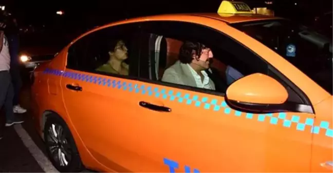 Bebek'te Kaçamak Gecesi! Kız Arkadaşlarıyla Görüntülendi