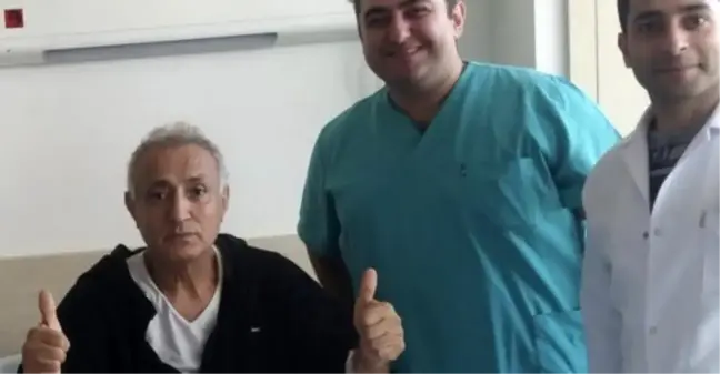 Mide Kanaması Geçiren Mehmet Yüzüak'tan Haber Var