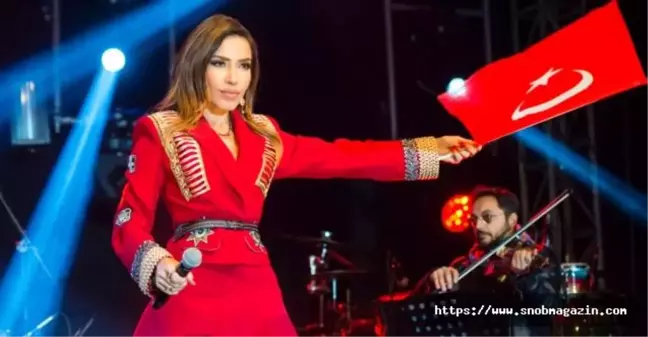 Burcu Güneş'e 30 Bin Kişilik Dev Koro