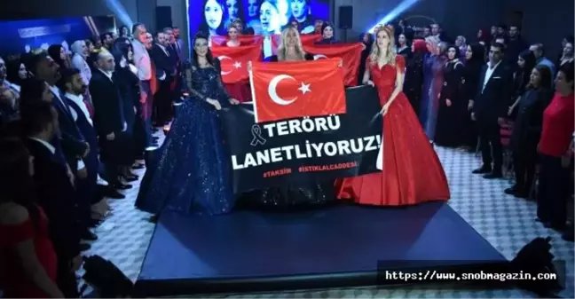 Defilede "terörü Lanetliyoruz" Pankartı Açıldı
