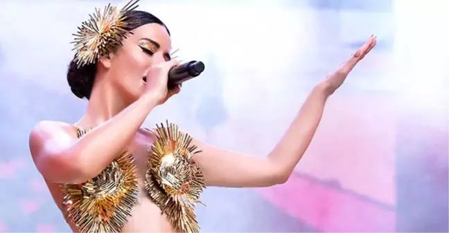 Simge, Unutulmaz Bir Konser Verdi