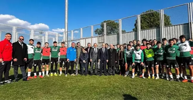 Nilüfer Belediye Başkanı Turgay Erdem, Bursaspor'u ziyaret etti