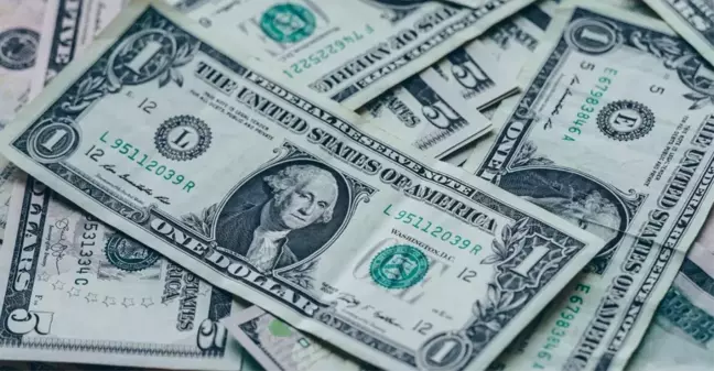 EURO KAÇ TL 17 NİSAN 2025: Bugün dolar ne kadar? Merkez Bankası CANLI döviz kurları!