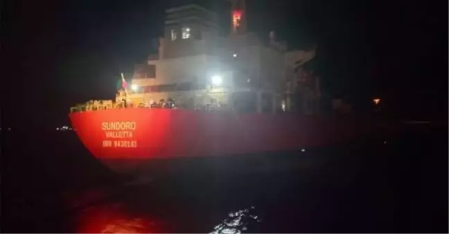 Çanakkale Boğazı'nda Arızalanan Tanker Şevketiye Demir Sahası'na Götürüldü
