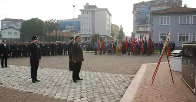 Büyük Önder Atatürk'ü Anıyoruz