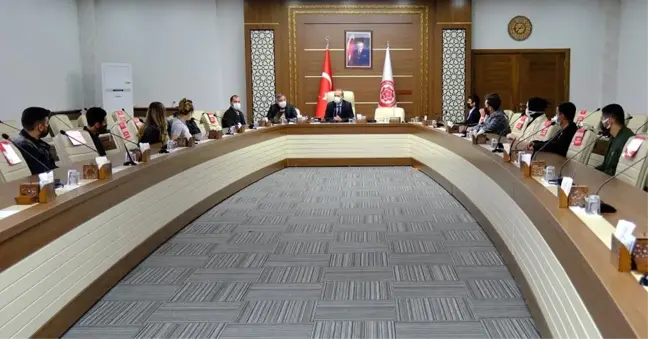 Sizler Bizim Gönüllü Elçilerimizsiniz