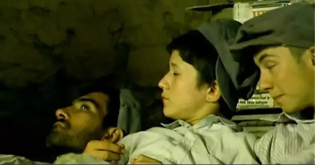 Karpuz Kabuğundan Gemiler Yapmak nerede çekildi? Karpuz Kabuğundan Gemiler Yapmak oyuncuları kim, konusu nedir?