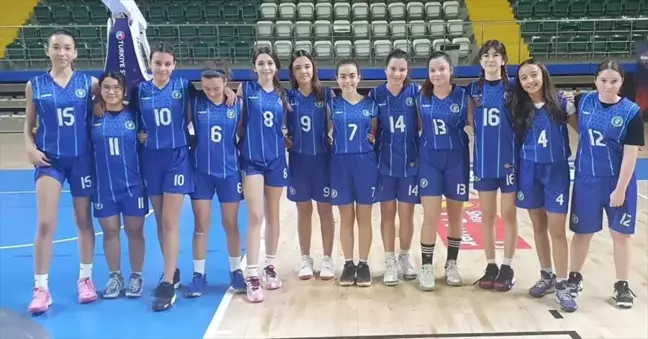 Muğla'da Okullararası Yıldız Kızlar Basketbol Müsabakalarında Datça Yılmazlar Ortaokulu Şampiyon Oldu