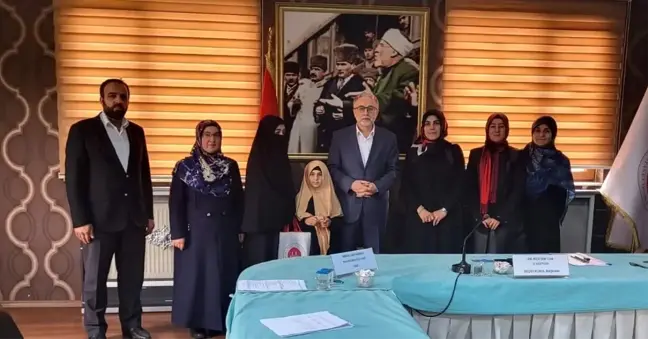 Erzurum'da Din Görevlileri Arası Kur'an-ı Kerim'i Güzel Okuma İl Birinciliği Yarışması Gerçekleştirildi