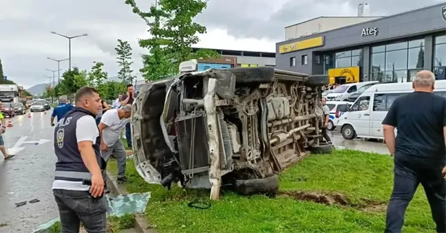 Ordu'da Minibüs Kazası: 1 Ölü, 4 Yaralı