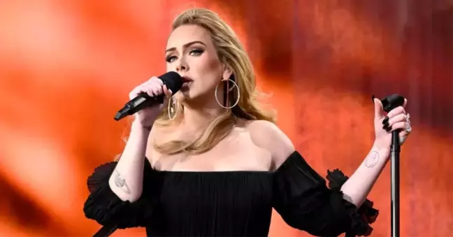 Adele sağır mı kaldı? Adele şarkıcılığı bıraktı mı?