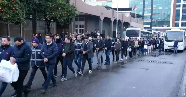 Mersin'de Rüşvet Operasyonu: 114 Gözaltı, Yüklü Miktarda Para ve Altın Ele Geçirildi