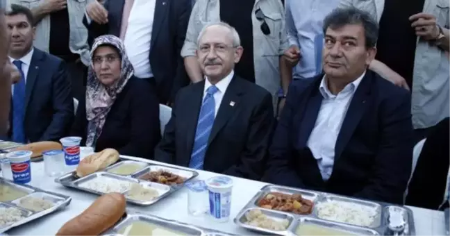 Kılıçdaroğlu, İstanbul'da İftara Katıldı