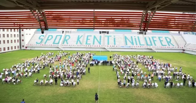 Nilüfer'de 'en çalışkan'lara karne hediyesi bisiklet