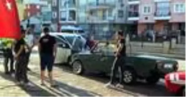 Antalya'da 'sosyal mesafeli oto havuz' turu (2)