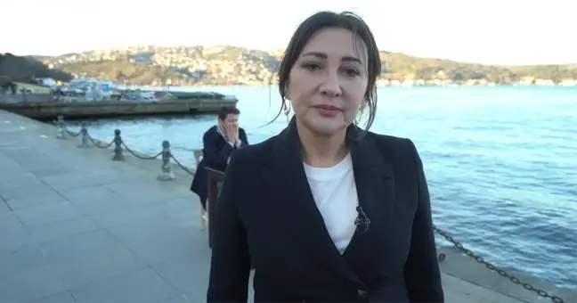 Bir Şansım Olsa sunucusu kimdir? SHOW Bir Şansım Olsa sunucusu Ayşegül Günay kimdir, kaç yaşında? Ayşegül Günay'ın dizileri filmleri!