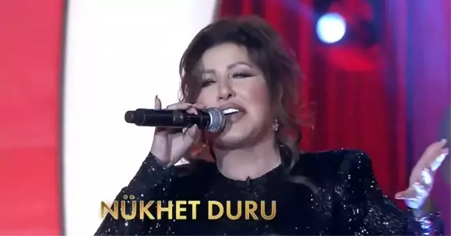 Nükhet Duru kimdir? Kaç yaşında, nereli, mesleği ne, şarkıları neler? 23 Nisan Şarkılar Bizi Söyler konuğu Nükhet Duru kimdir, film ve dizileri neler?