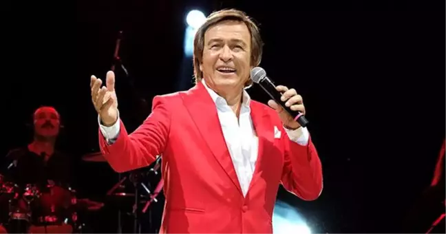 Erol Evgin Bodrum'da konser verdi