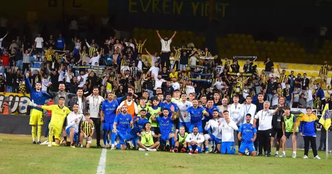 Bucaspor 1928, Karacabey Belediyespor'u 3-2 Yenerek Zirveye Yükseldi