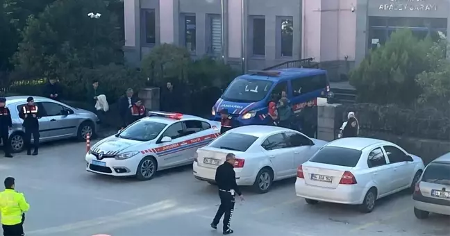 Emekli Polis Kardeşini Vurarak Öldürdü