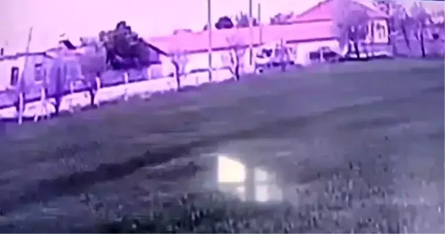 Aksaray'da otomobil ile kamyonet çarpıştı: 3 yaralı