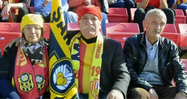 63 Yaşındaki Orhan Mutlu ve Eşi, Yeni Malatyaspor'un Her Maçına Gidiyor