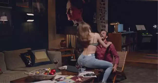 'Fi'nin Yeni Bölümünde Serenay Sarıkaya Yine Ateşli Sahnelerde Yer Aldı
