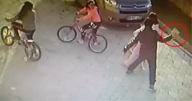Parke Taşıyla Küçük Kızın Başına Vuran Psikopat, Serbest Bırakıldı