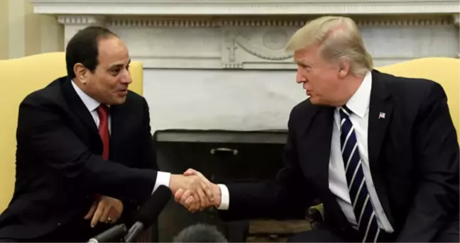 Trump, Almanya'ya Giderken Sisi İle Telefonda Katar'ı Konuştu