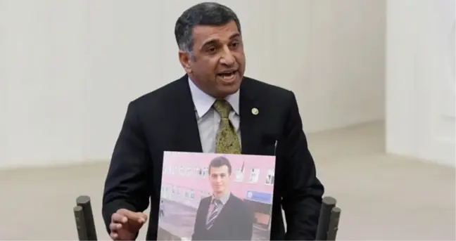 CHP'nin Tunceli'de Teröre Karşı Yürüyüşü - CHP Milletvekili Erol
