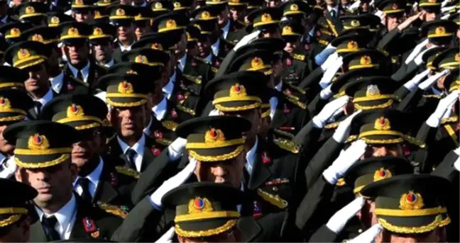 Jandarma Genel Komutanlığı'ndan 22 Subay Emekliliğe Sevk Edildi
