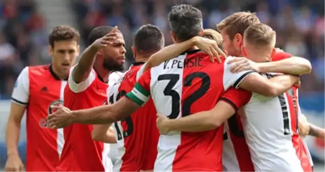 Feyenoord, Reikerink'in Takımı Heerenveen'i 5-3 Yendi