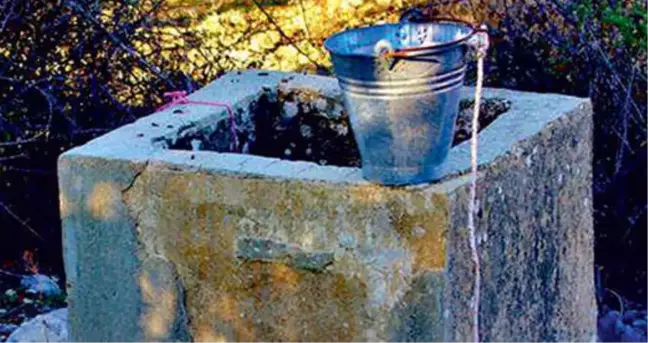 Yerkesik'te Dış Kuyular, Okurlarıyla Buluşuyor