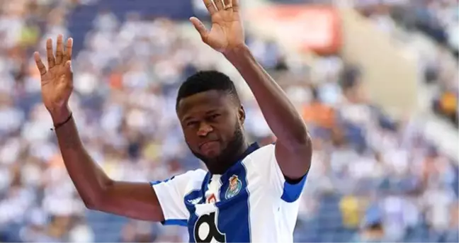Belçika Basını, Beşiktaş'ın Porto Forması Giyen Chancel Mbemba'yı Transfer Ettiğini İddia Etti
