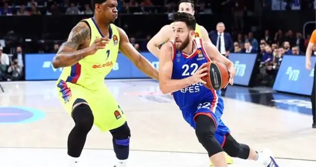 Anadolu Efes, Barcelona Lassa'yı 80-71 Mağlup Ederek Final-Four'a Yükseldi!