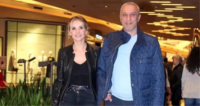 Ali Özbir, Eşi Esra Erol'un Hamile Olduğunu İma Etti