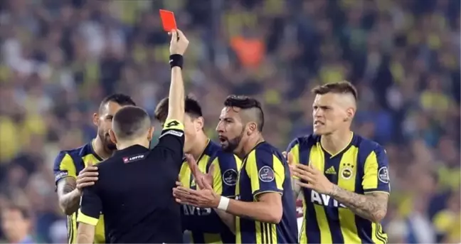 Fenerbahçe transfer haberleri: Süpriz transferler ve ayrılıklar!