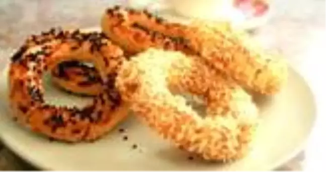 Kandil simidi tarifi nedir? Kandil simidi nasıl yaplır? Kandil simidi için gerekli malzemeler nelerdir?