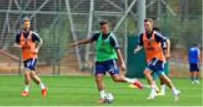 Fenerbahçe Karagümrük maçı ne zaman? Fenerbahçe Karagümrük maçı saat kaçta? Fenerbahçe Karagümrük maçı şifresiz kanalda izlenebilir mi?
