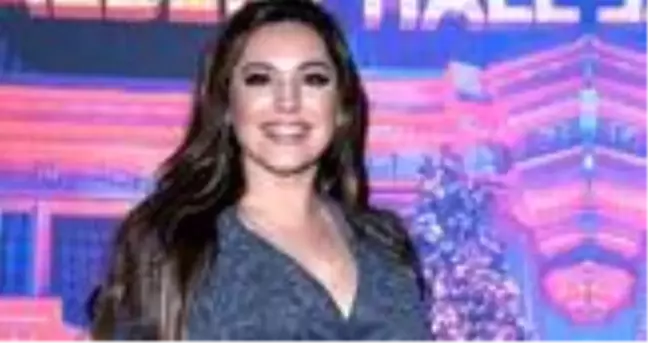 Kelly Brook kimdir? Kelly Brook kaç yaşında? Kelly Brook boy ve kilosu nedir? Kelly Brooke hangi filmlerde oynadı? Kelly Brook sevgilisi kim?