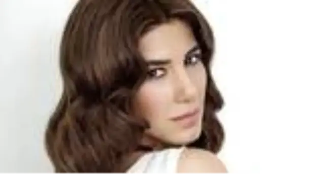 Nadide Sultan kimdir? Nadide Sultan hayatı ve biyografisi! Nadide Sultan kaç yaşında, nereli? Nadide Sultan Instagram hesabı ne?