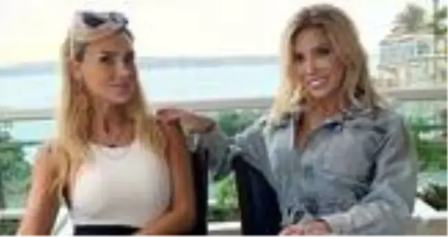 Cicişler kimdir? Esra ve Ceyda kardeşler kimdir? Esra ve Ceyda Ersoy kaç yaşında?
