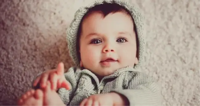 Rüyada erkek bebek sevmek ne demektir? Rüyada bebek sevmek nedir? Diyanete göre rüyada bebek sevmek ne anlama gelir?