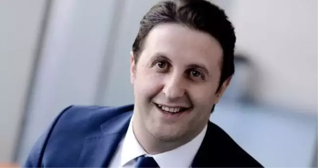 Yaparsın Aşkım sunucusu İlker Ayrık kimdir? İlker Ayrık kaç yaşında, nereli? Ne iş yapmaktadır? İlker Ayrık hayatı ve biyografisi nedir?