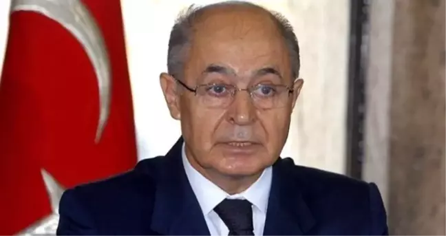 Ahmet Necdet Sezer kimdir? Kaç yaşında, nereli, mesleği nedir? Ahmet Necdet Sezer hayatı nedir?