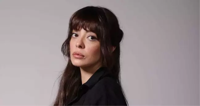 Kraliçe dizisi Zeynep kimdir? Selin Şekerci kaç yaşında, nereli? Kraliçe Zeynep karakterini kim canlandırıyor?