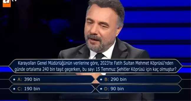 2023'te Fatih Sultan Mehmet Köprüsü'nden günde ortalama 240 bin taşıt geçerken, bu sayı 15 Temmuz Şehitler Köprüsü için kaç olmuştur?