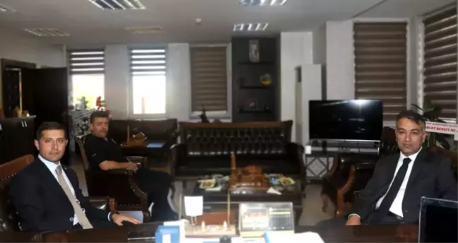 Vali Çağatay'dan Ahlat Kaymakamı Erat'a 'hayırlı olsun' ziyareti