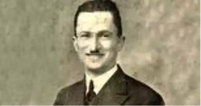 Reşat Nuri Güntekin kimdir, nereli? Reşat Nuri Güntekin tüm eserleri, romanları ve şiirleri nelerdir? Hayatı ve hakkında bilgiler!