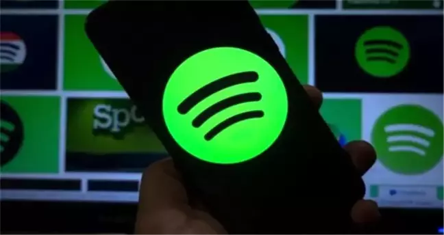 Spotify Yapay Zeka Destekli Çalma Listesi Özelliğini Test Ediyor